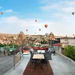 Hotel Magna Aurum Cave *