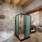 Magna Aurum Cave Hotel