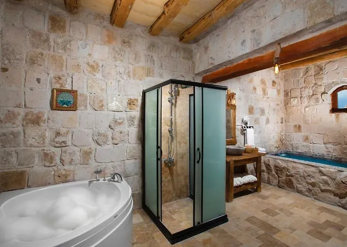 Magna Aurum Cave Hotel